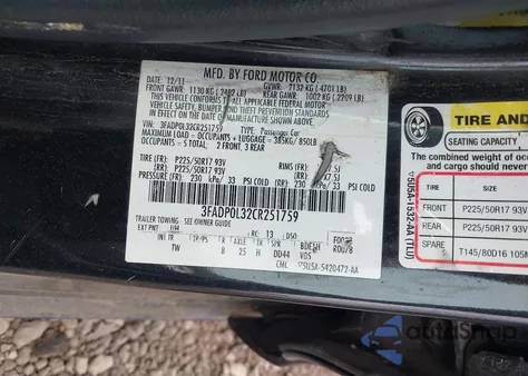 2012 Ford Fusion Hybrid z USA, uszkodzony, nr VIN 3FADP0L32CR251759